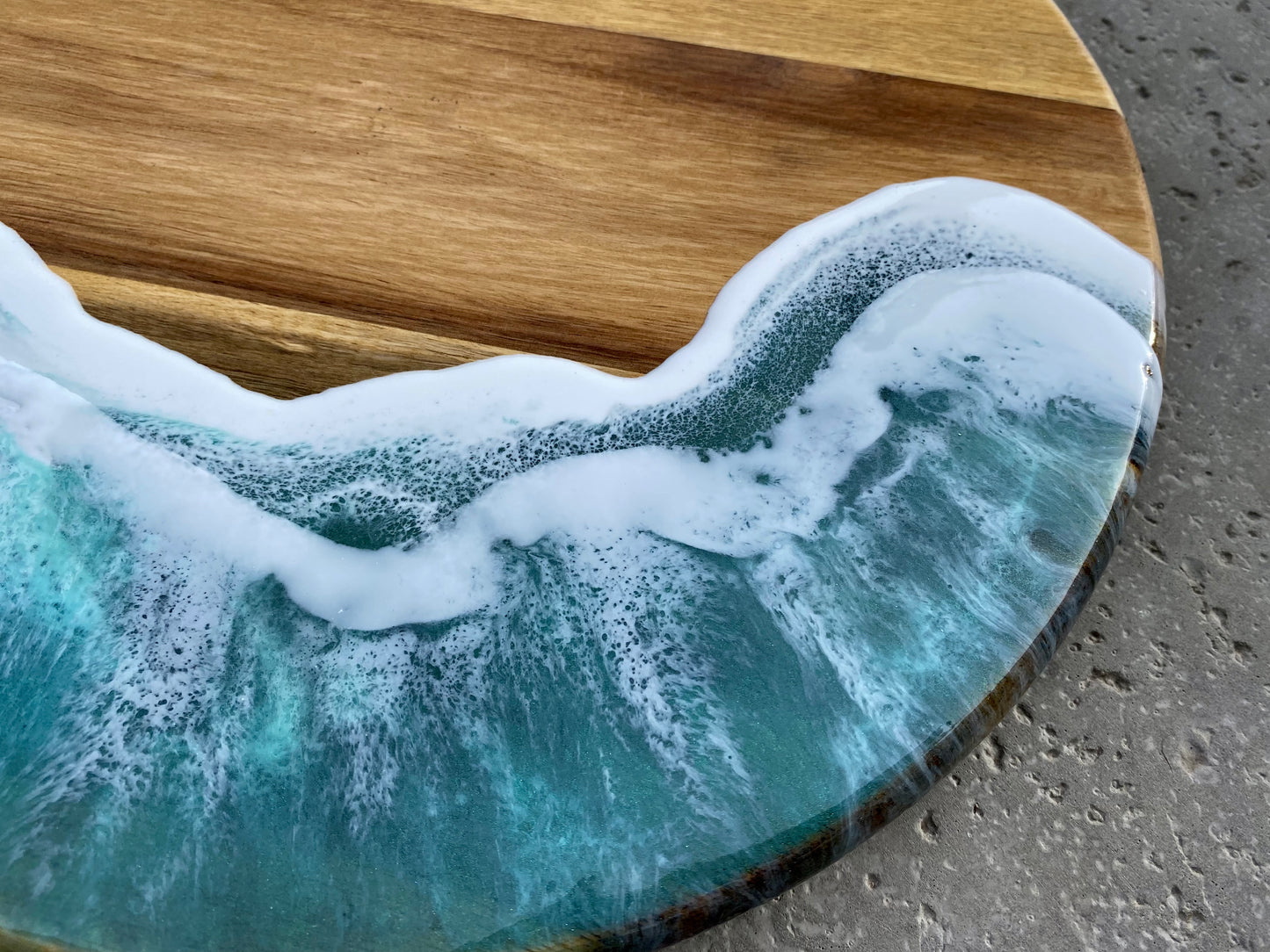 Round Acadia Serving Board